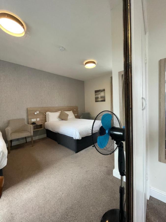 The Clarendon Hotel Morecambe Kültér fotó